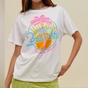Daydreamer The Beach Boys California Dreamin Graphic Band Tee - S